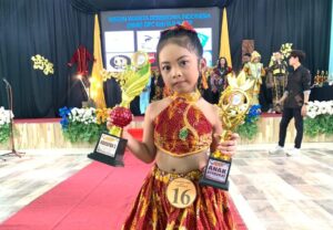 Model Cilik Berbakat, Cucu Sopir Angkot di Bangkalan Ukir Beragam Prestasi Gemilang di Ajang Fashion Show